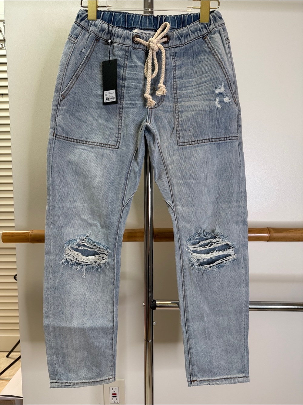 One Teaspoon Distressed Denim Jogger Jeans XXS NWT